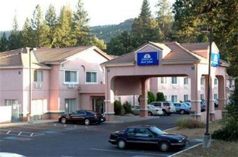 Vista Yosemite Inn Oakhurst Exterior photo